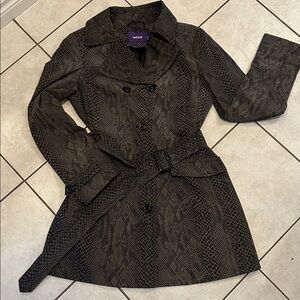 Mexx Women's Trench Coat in Olive Green & Black Snake Pattern